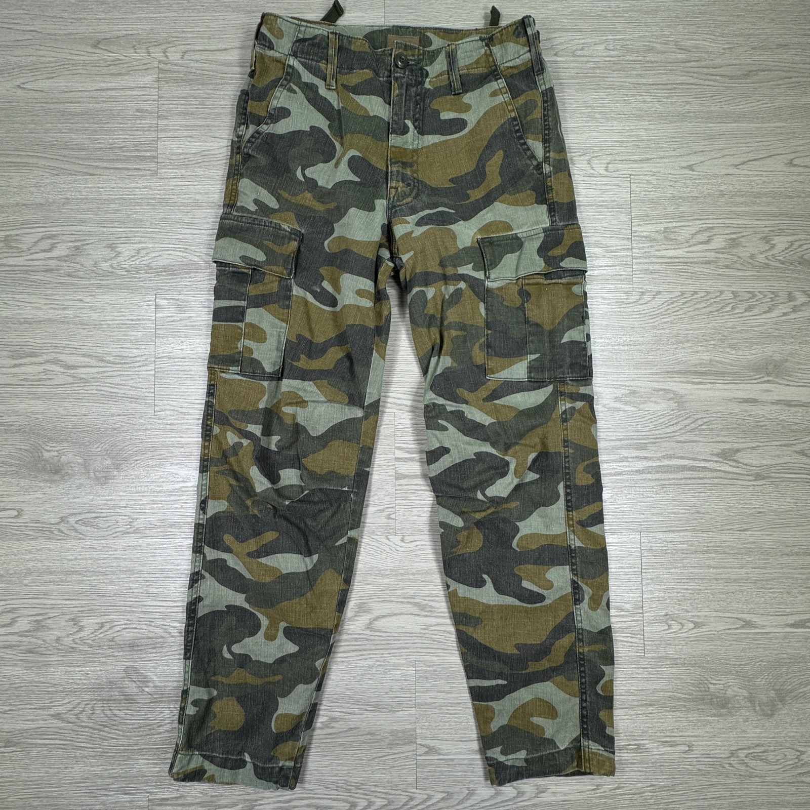 Mother Women's Cargo Pants The Sir Yes Sir Camo Green 26 Camouflage Linen Blend